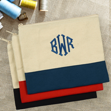Dunkelblaue Personalisierte Kosmetiktasche Bestickt drei Buchtaben 19,1 x 22,9 cm