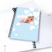 Notizbuch Junge mit Herzen