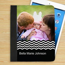 Schwarzes Zickzackmuster iPad Folio Case Personalisieren