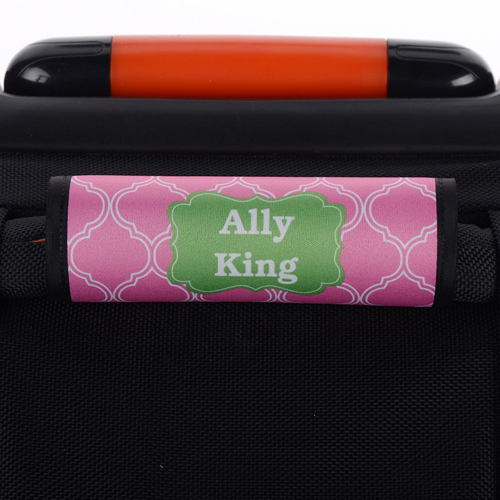 Vierpass Pink Grüner Rahmen Personalisierter Kofferanhänger