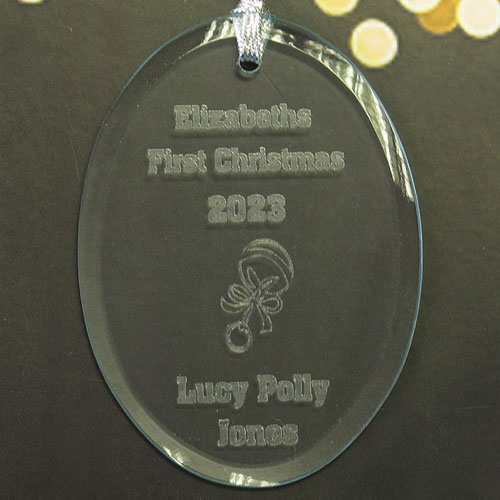 Babys Graviertes Glas Oval Weihnachtsschmuck