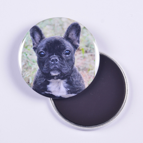 Ihr Bild bleibt hängen Rundes Magnetbutton zum Personalisieren